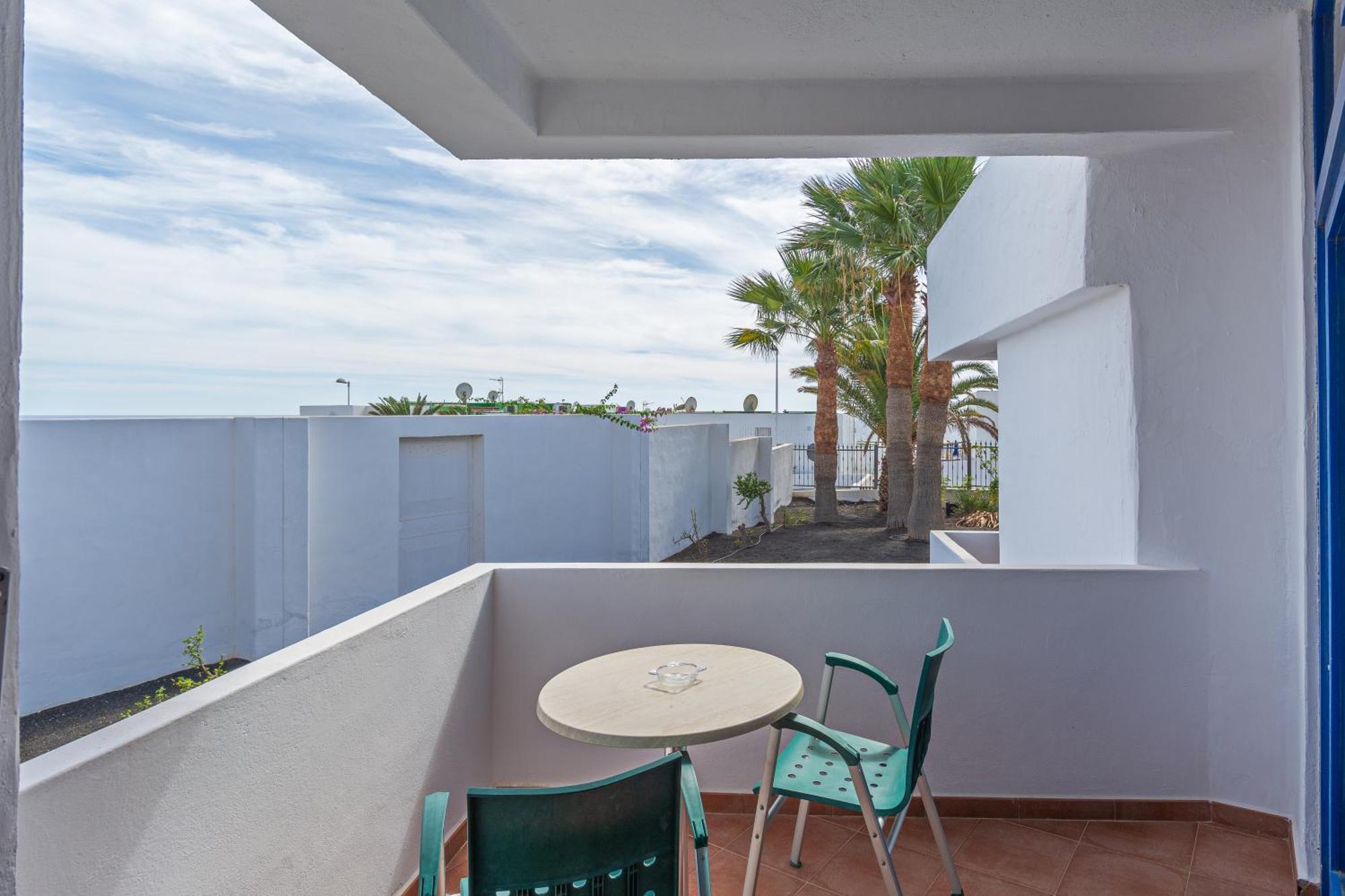 อปาร์ตาเมนโตส พาโนรามา สําหรับผู้ใหญ่เท่านั้น Apartment ปูแอร์โตเดลคาร์เมน ภายนอก รูปภาพ