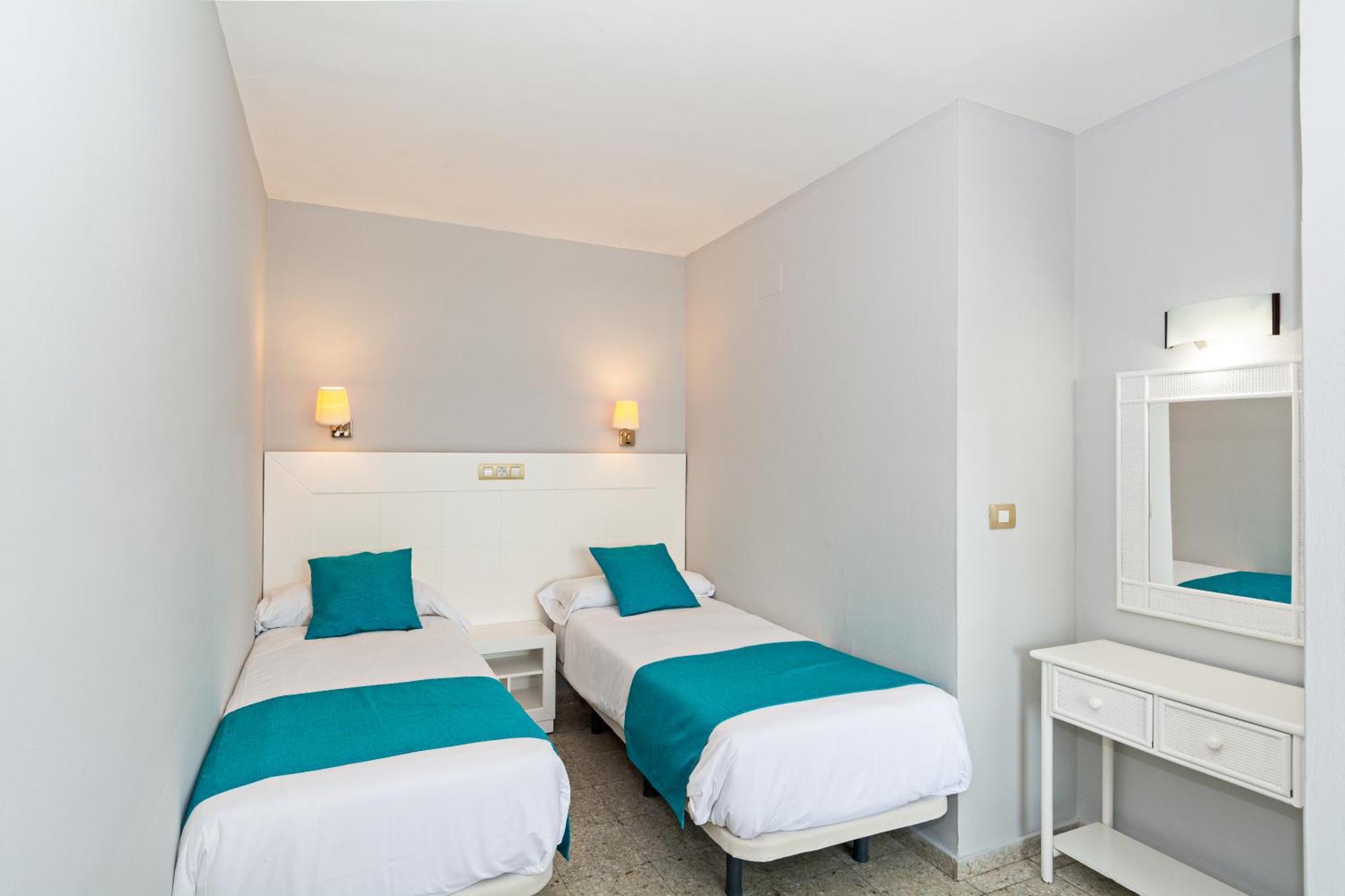 อปาร์ตาเมนโตส พาโนรามา สําหรับผู้ใหญ่เท่านั้น Apartment ปูแอร์โตเดลคาร์เมน ภายนอก รูปภาพ