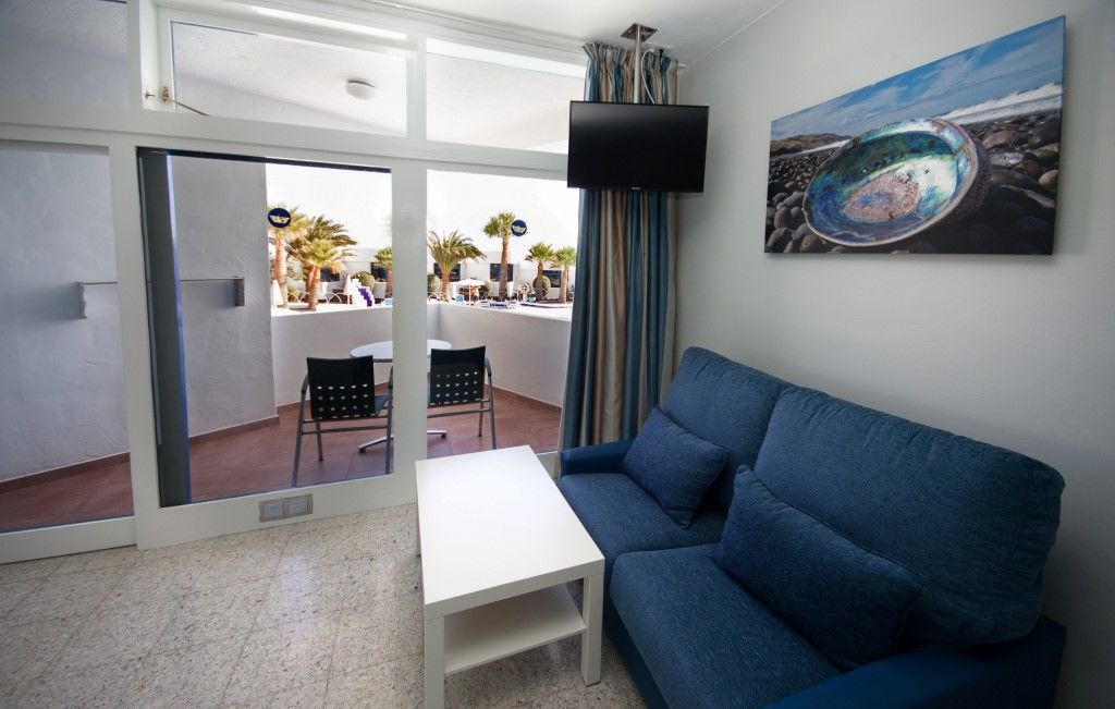 อปาร์ตาเมนโตส พาโนรามา สําหรับผู้ใหญ่เท่านั้น Apartment ปูแอร์โตเดลคาร์เมน ภายนอก รูปภาพ
